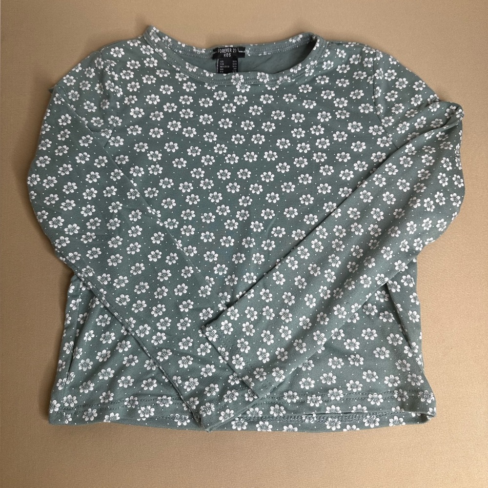 Forever 21 long sleeve crop top